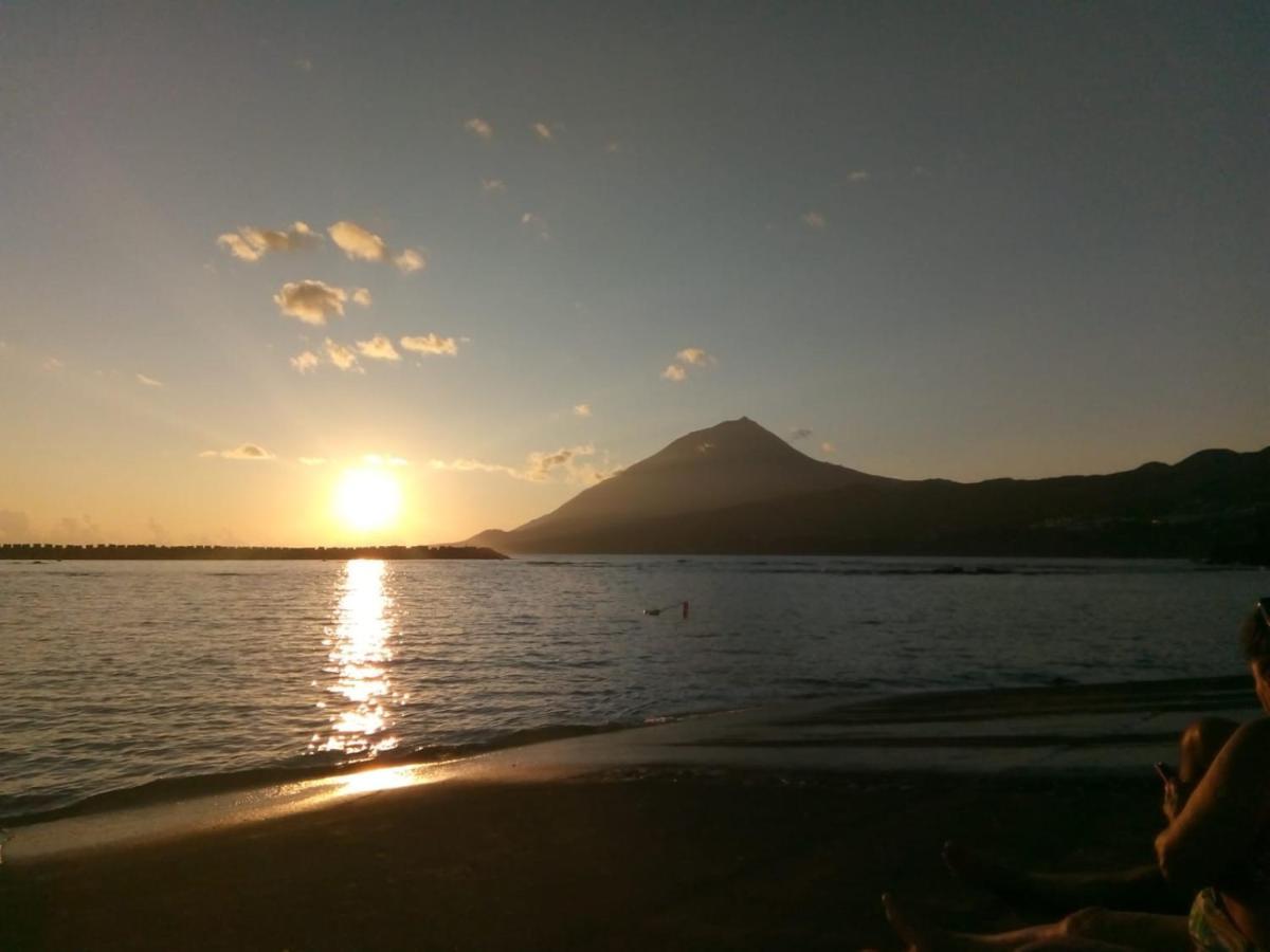 Bed and Breakfast Casa Da Ribeira Lajes do Pico Exteriér fotografie